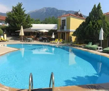 Apart Otel Alisa *